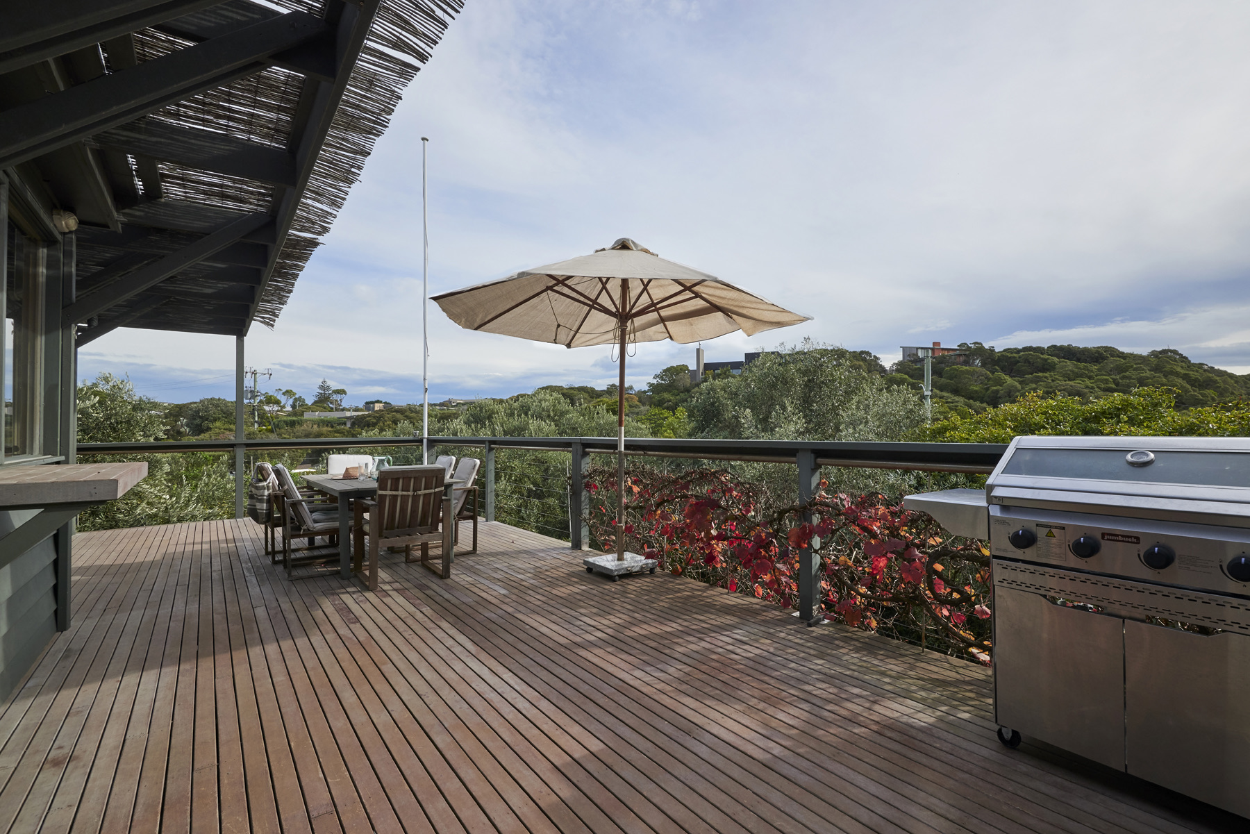 Portsea Beach House with Huge Deck & Spa — main view